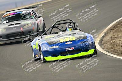 media/Jan-26-2025-CalClub SCCA (Sun) [[cfcea7df88]]/Group 5/Race/